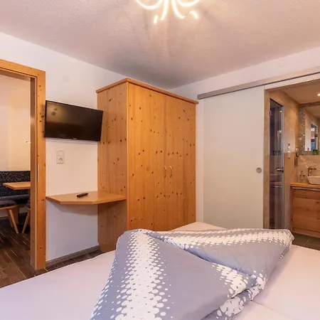 Haus Saskia Pensjonat 4*