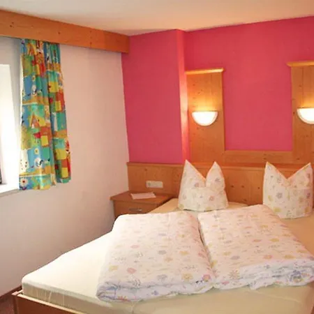 Haus Saskia Гостьовий будинок 4*