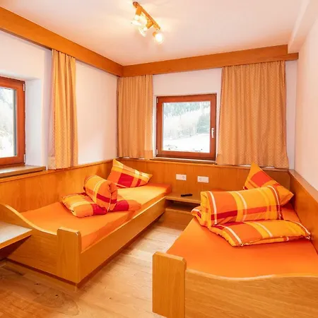 בית הארחה Haus Saskia