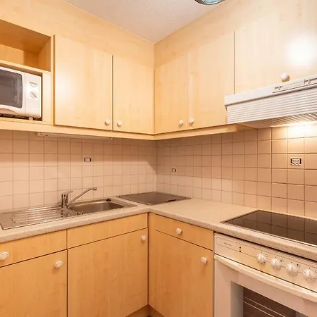בית הארחה Haus Saskia 4*