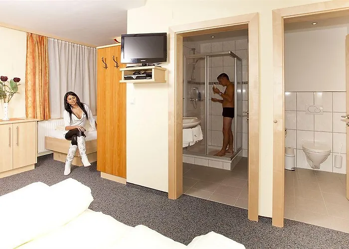 게스트하우스 Haus Saskia 4*